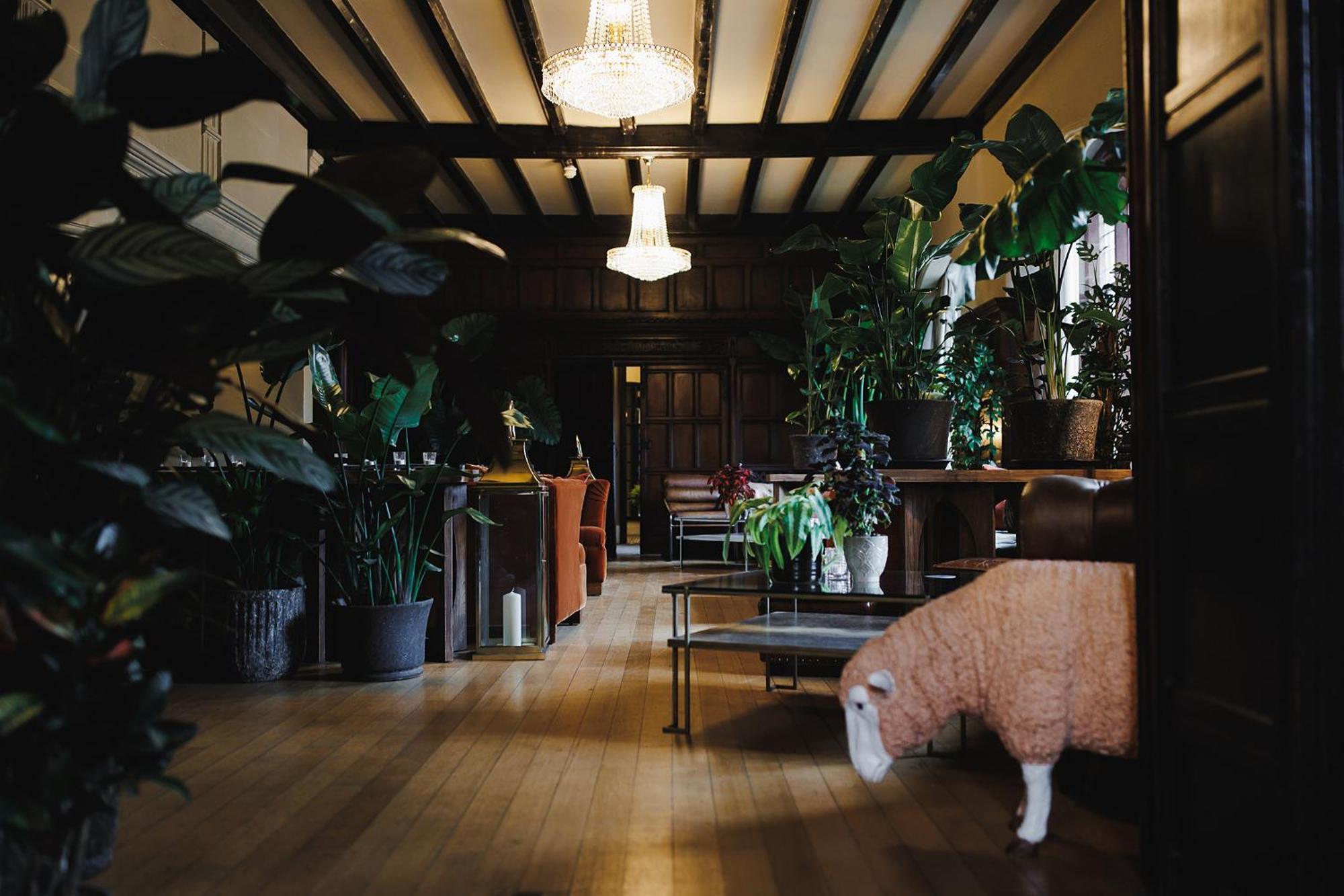 Caer Rhun Hall Hotel 康威 外观 照片